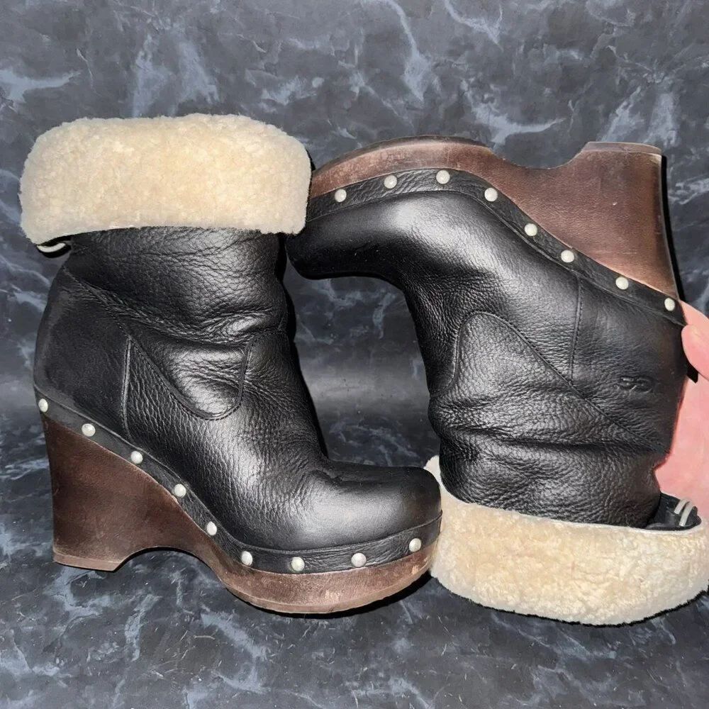UGG Carnegie Black Nubuck Leather Wooden Wedge Heel Boots Womens Size 6 - Picture 5 of 10